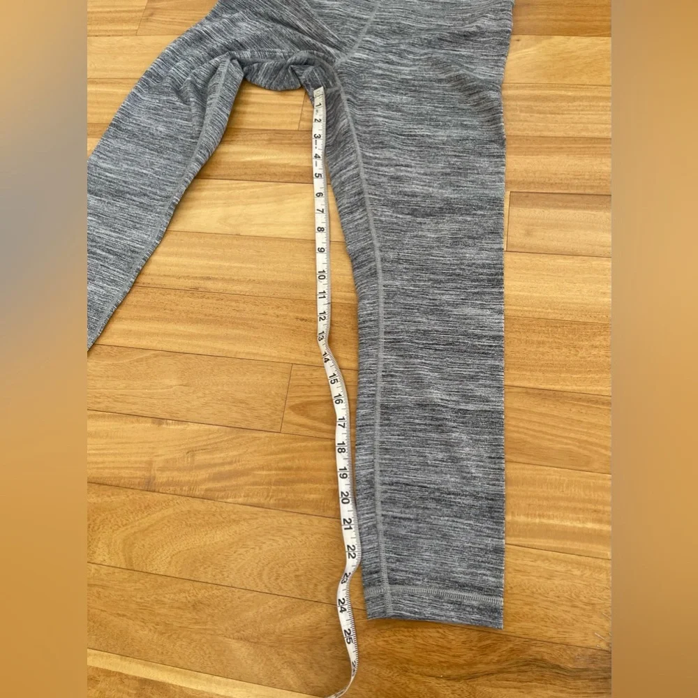 Lululemon Heather Grey Leggings - Picture 4 of 9
